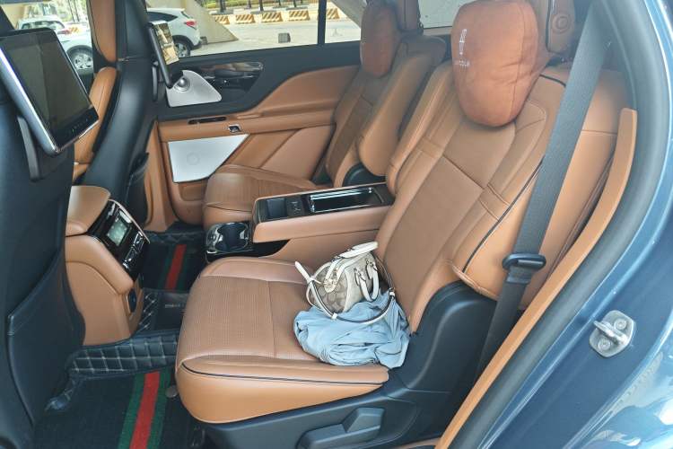 Used Lincoln Aviator 2020 3.0T V6 Four-Wheel Drive Presidential Edition