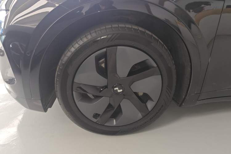 Used ONVO L60 2024 60 kWh Rear-Drive Version
