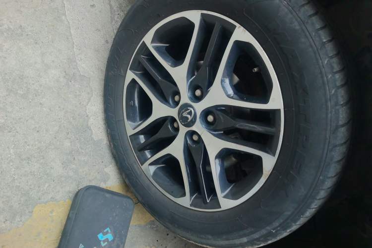 Used Soueast DX3 2016 1.5L Manual Luxury Edition
