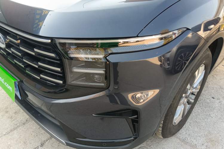 Used Ford Edge 2023 Ford Explorer L 2.0T EcoBoost Two-Wheel Drive 7-Seater Luxury Model
