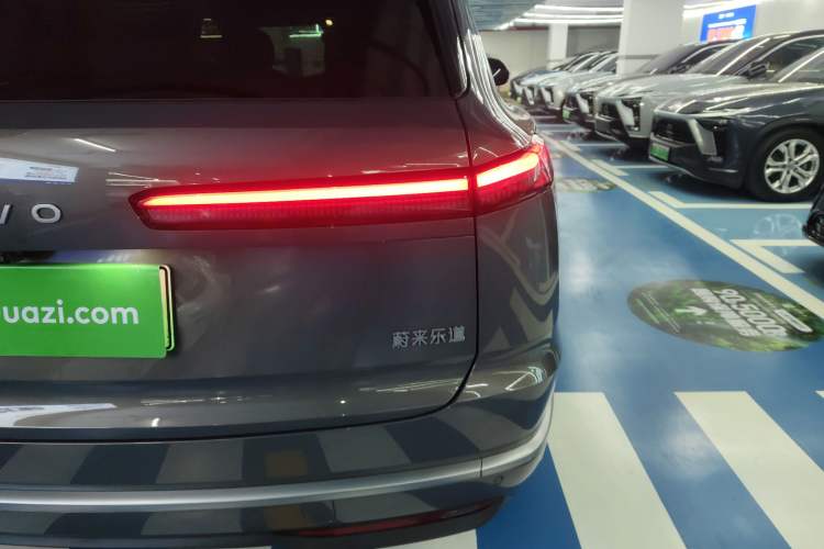 Used ONVO Luxeed L90 2025 Model—Max Six-Seater Version
