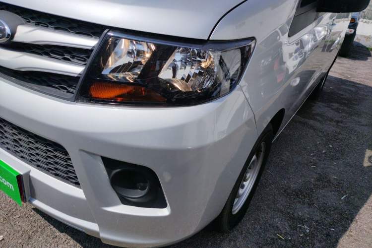 Used JAC Refine M3 2023 PLUS 1.5T 5/7-seat Classic Edition
