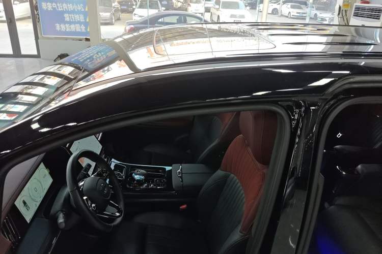 Used GAC Trumpchi M8 2025 Zongshi Series Super Hybrid Edition
