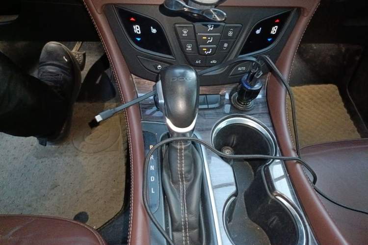 Used Buick Envision 2016 20T Four-Wheel Drive Luxury Model Gear Lever