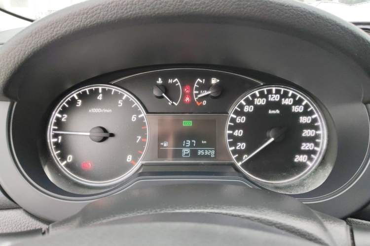 Used Nissan Tiida 2020 1.6L CVT Cool Edition
