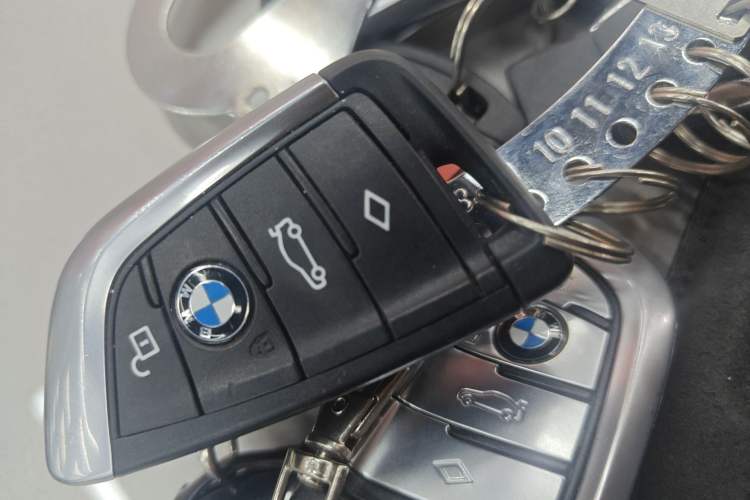 Used BMW iX3 2021 Leading Type
