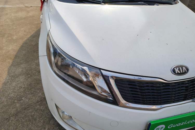 Used Kia K2 2012 Sedan 1.4L MT GLS Commemorative Edition