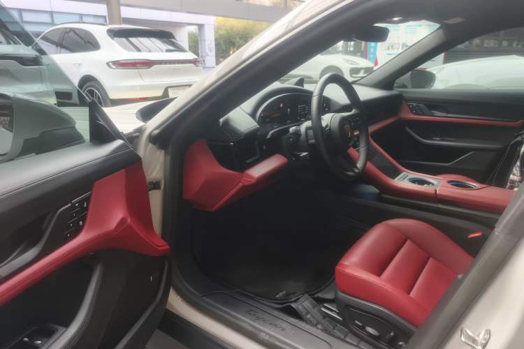 Used Porsche Taycan 2022-Year Updated Taycan Driver Seat