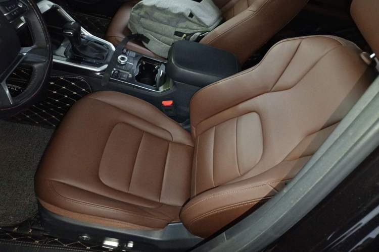 Used Haval H6 2018 Red-Label 1.5T Automatic Luxury Model Left Front Seat