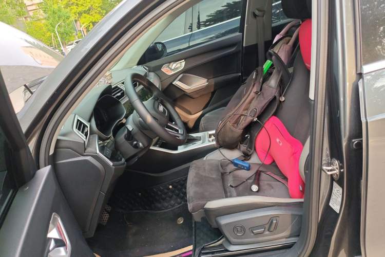 Used Audi Q3 2019 35 TFSI Advanced Dynamic Edition Left Front Seat