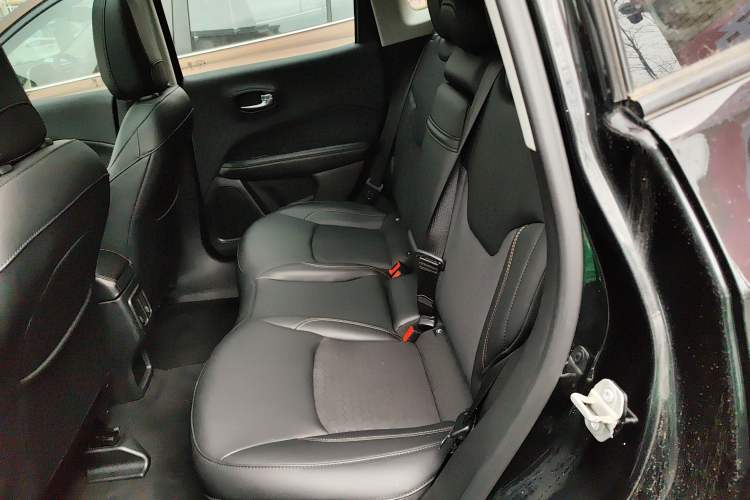 Used Jeep Compass 2020 220T Automatic Leading Edition