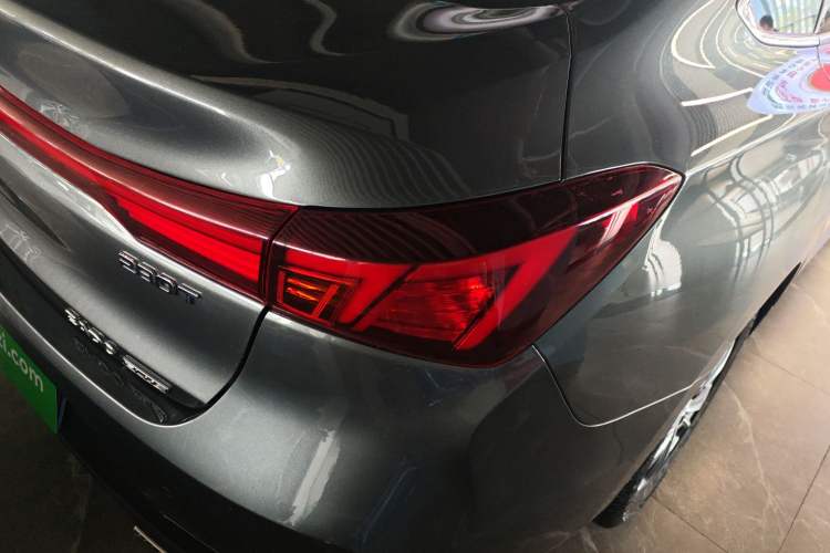 Used CHANGAN Eado 2023 Changan Edition PLUS Blue Whale NE 1.4T GDI DCT Prestige Version
