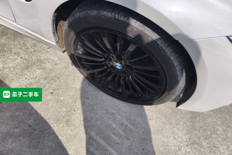 Used BMW 3 Series 2018 320Li Fashion Model Right Front Wheel Hub