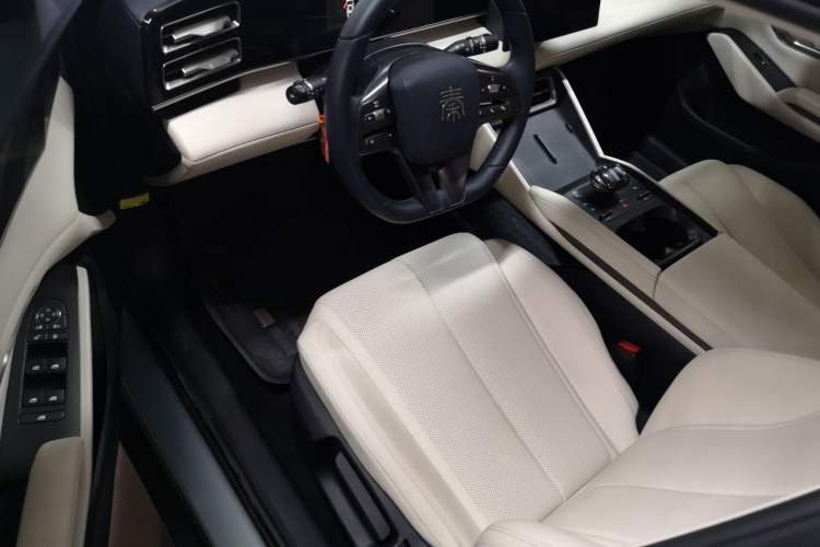 Used BYD Qin L 2024 DM-i 80KM Leading Model Driver Seat