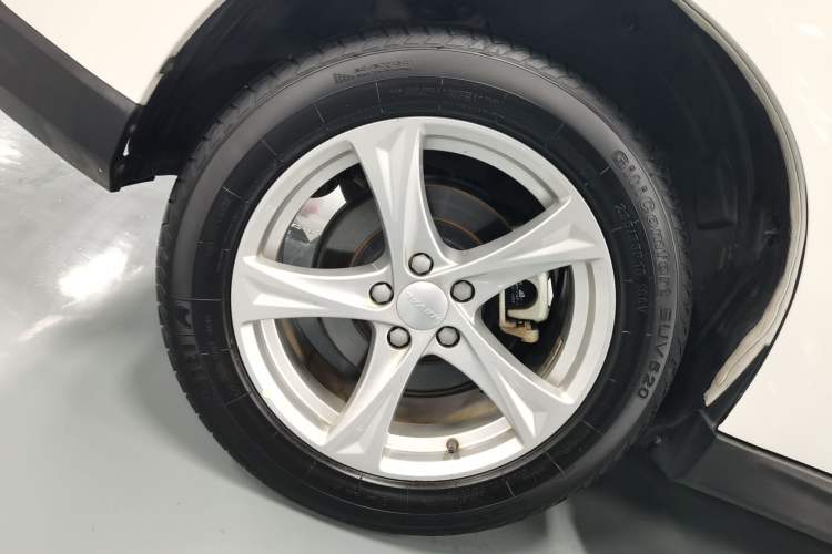 Used Haval H2 2018 Chuanxiang Edition 1.5T Dual-Clutch Two-Wheel Drive ZhiShang Model China V Standard
