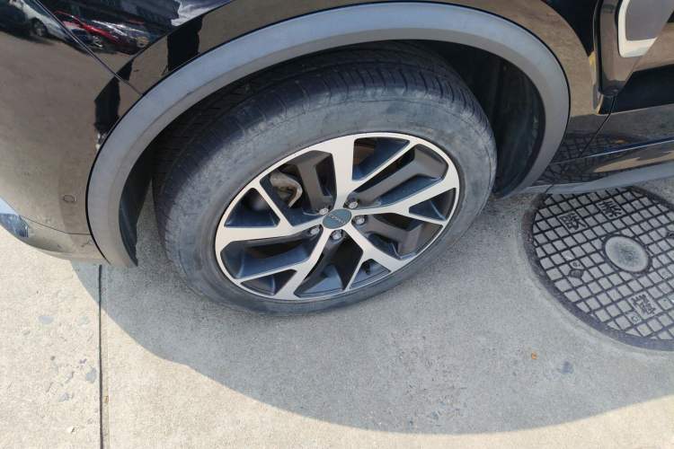 Used Lynk & Co 01 EM-P 2019 1.5T PHEV Pro Left Front Wheel Hub