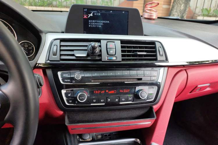 Used BMW 4 Series 2014 420i Convertible Fashion Model