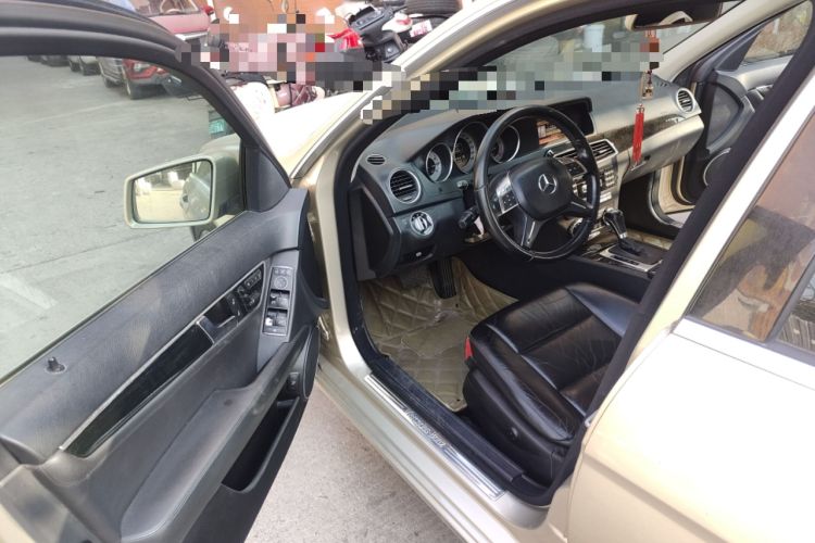 Used Mercedes-Benz C-Class 2011 C 200 CGI Fashion Model Driver Seat