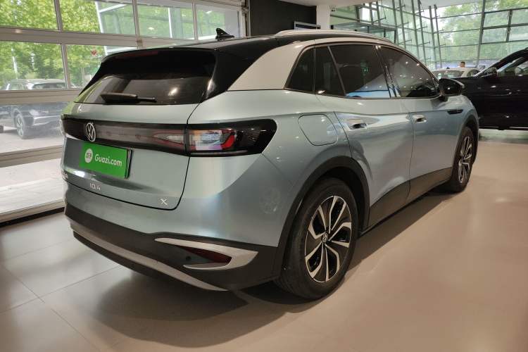 Used Volkswagen ID.4 X 2021 Pure Edition