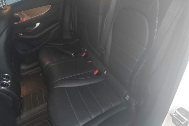 Used Mercedes-Benz GLC Coupe 2019 GLC 260 4MATIC Coupe SUV Left Rear Seat