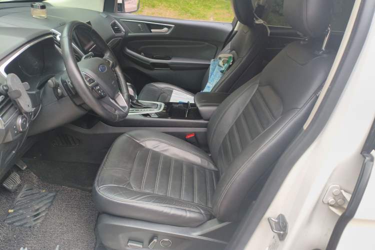 Used Ford Edge 2015 2.0T GTDi Two-Wheel-Drive High-Line Version Left Front Seat