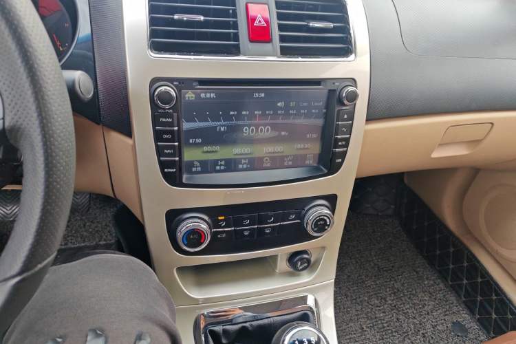 Used Brilliance H330 2013 1.5L Manual Luxury Model
