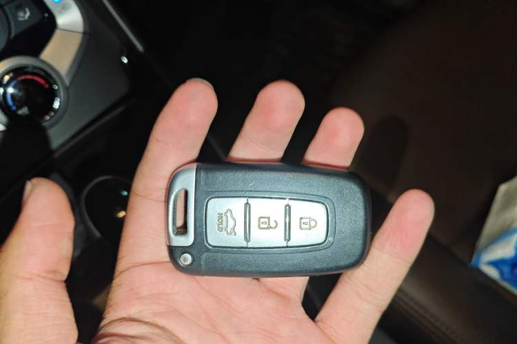 Used Hyundai Elantra (5th Generation / Langdong) 2013 1.6L Automatic Leading Model
