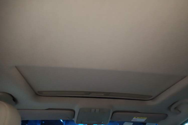 Used Buick GT 2013 GT 1.6L Automatic Fashion Edition Headliner