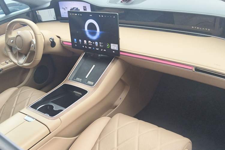 Used Hima Stelato S9 2024 All-Electric Ultra Four-Wheel-Drive Flagship Edition Center Console