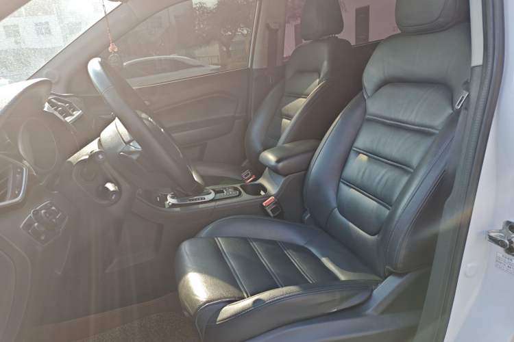 Used MG GS 2015 2.0TGI TST Four-Wheel Drive Flagship Edition
