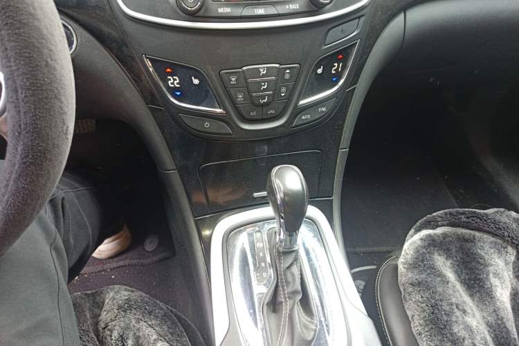 Used Buick Regal 2015 1.6T Elite Tech Model
