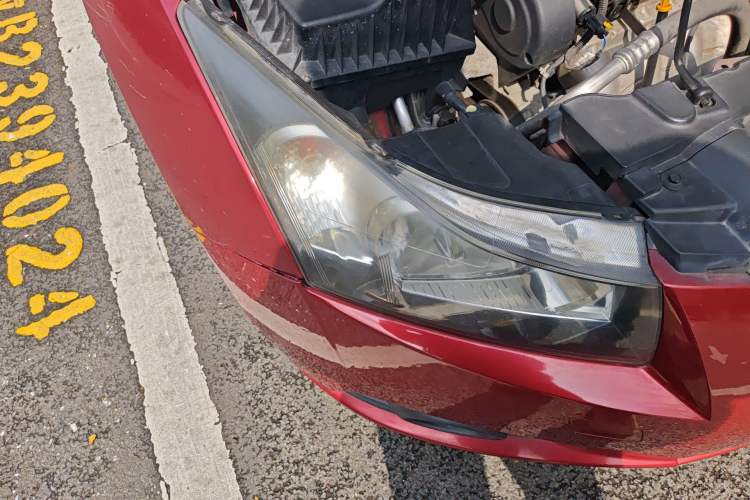 Used Chevrolet Cruze 2013 1.8L SE AT Right Front Headlight