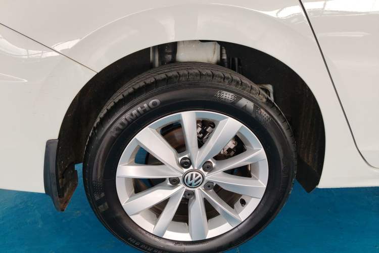 Used Volkswagen Bora 2020 1.5L Automatic Elite Version Exterior 5