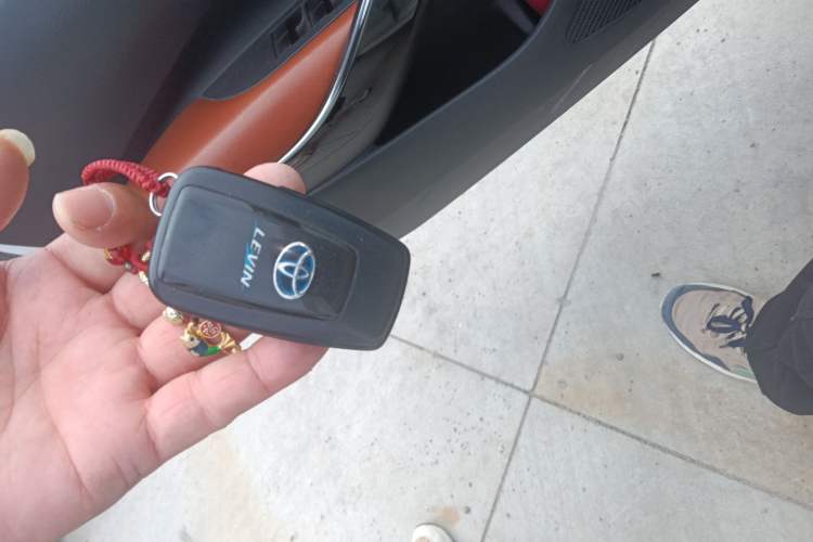 Used Toyota Levin 2021 Dual-Motor 1.8H E-CVT Progressive Edition Vehicle Key