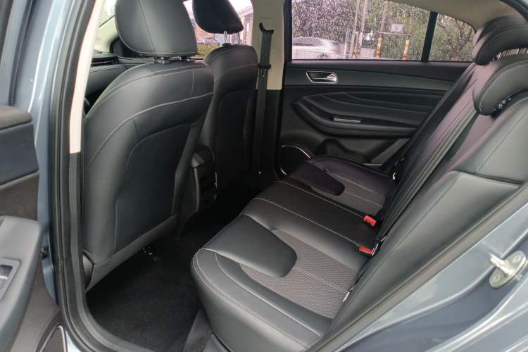 Used Chery Arrizo GX 2019 Pro 1.5T CVT Dynamic Color Edition China VI Standard
