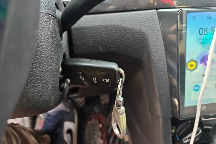 Used Volkswagen Bora 2016 1.6L Automatic Comfort Model Vehicle Key