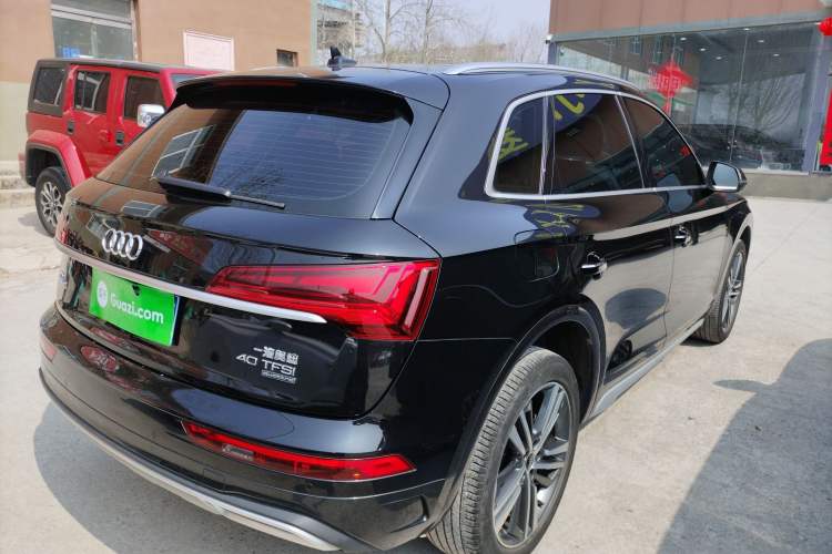 Used Audi Q5L 2022 40T Fashionable and Elegant Model
