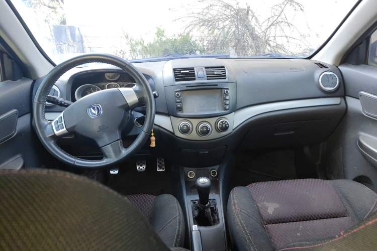 Used CHANGAN Alsvin 2010 Hatchback 1.5L Manual Comfort Edition