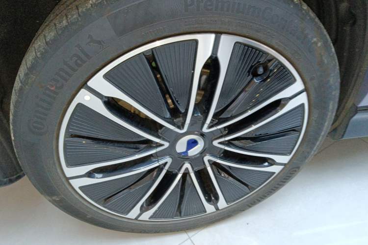 Used Denza N7 2025 630 All-Wheel Drive Intelligent Driving Dual-Laser Flagship Edition