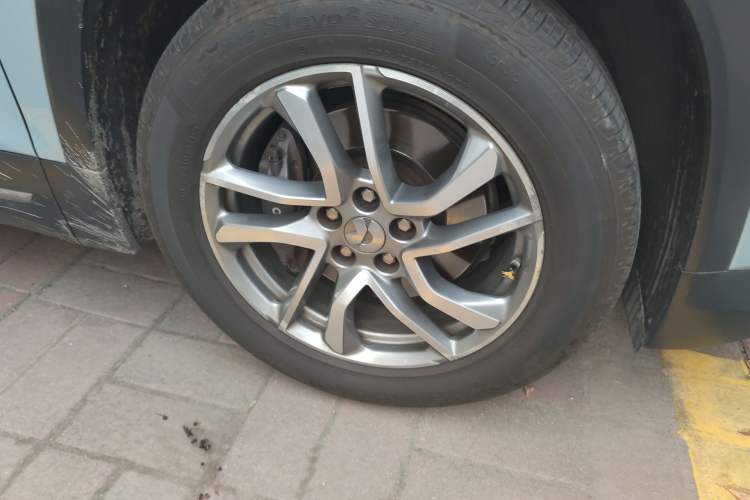 Used Nio ES6 2020 490 km Sport Edition Right Front Wheel Hub