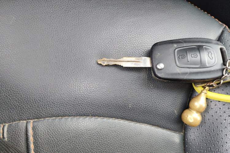 Used Soueast V5 Lingzhi 2014 1.5L Manual Sytle Xuya Vehicle Key