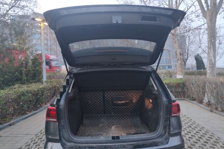 Used Volkswagen Tharu 2019 280TSI Two-Wheel Drive Luxury Version China VI Standard Trunk