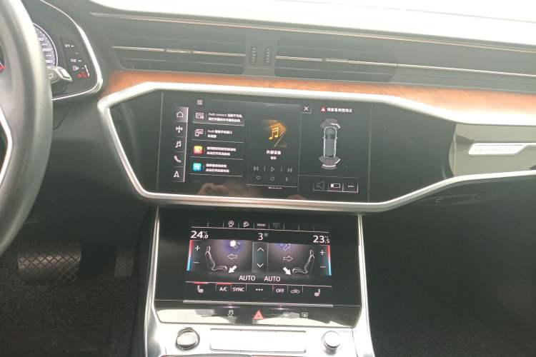 Used Audi A6 2021 allroad quattro Explorer 55 TFSI Prestige Off-Road Model
