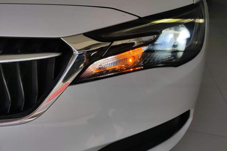 Used Buick GL6 2019 18T 6-Seater Elite Version China V Standard