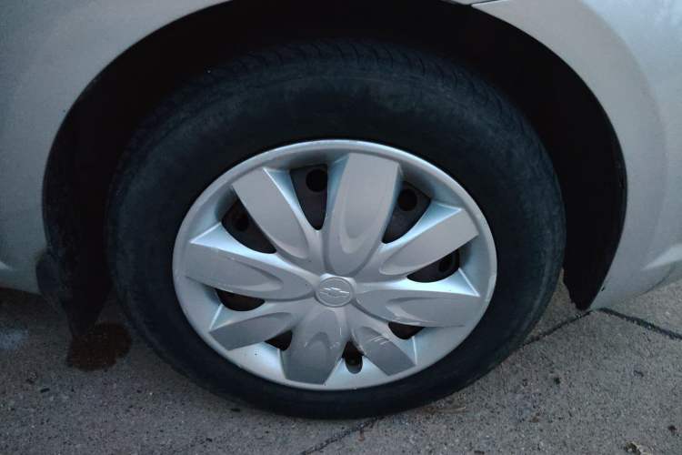 Used Chevrolet Lova 2010 1.4 MT Fengdu Version