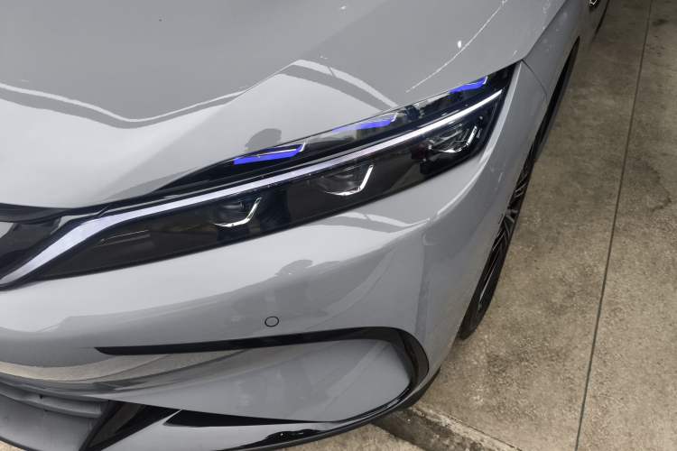 Used BYD Han 2025 DM-i Intelligent Driving Edition 125KM LiDAR Flagship Model
