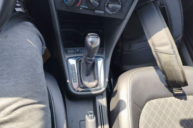 Used Skoda Rapid Spaceback 2019 Revised Version 1.5L Automatic Comfort Edition China VI Standard
