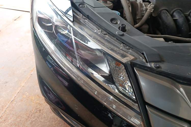 Used Honda Crosstour 2014 2.4L Luxury Edition
