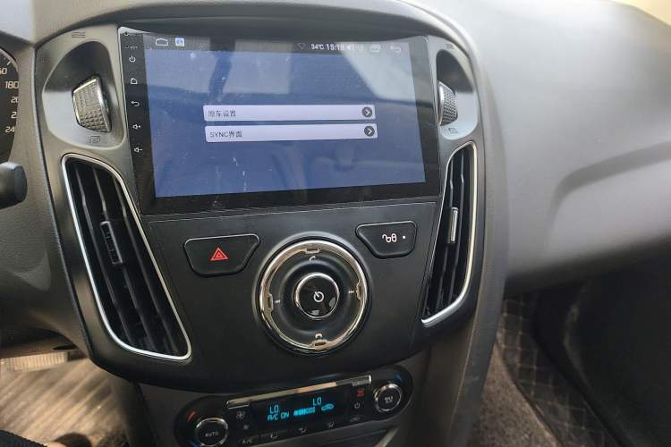 Used Ford Focus 2012 Sedan 1.6L Automatic Fashion Edition Audio And AC Panel