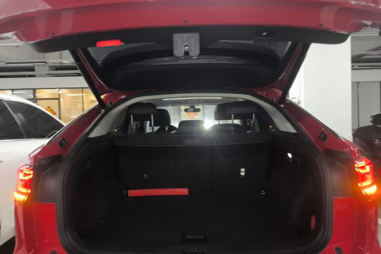 Used Volkswagen Tayron X 2020 330TSI Two-Wheel Drive Luxury Smart Connectivity Version
